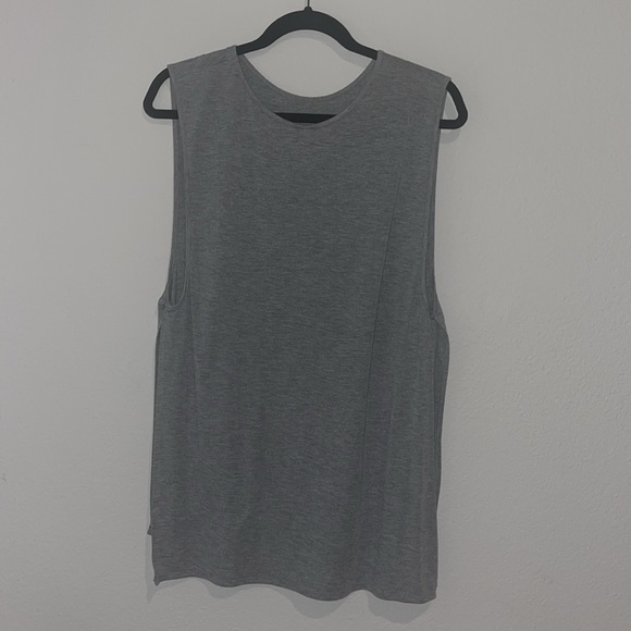 Poof! | Relaxed-Fit Gray Sleeveless Tank Top (Tunic) w/ Side Slit Detail, Size L - Picture 2 of 8